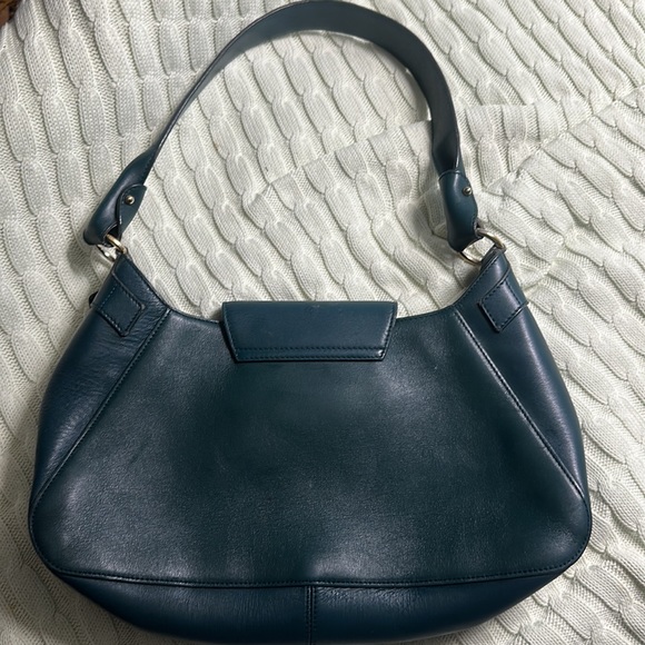 Ferragamo shoulder bag - Picture 7 of 9